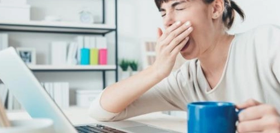 طرق فعالة لمكافحة الإحساس بالنعاس