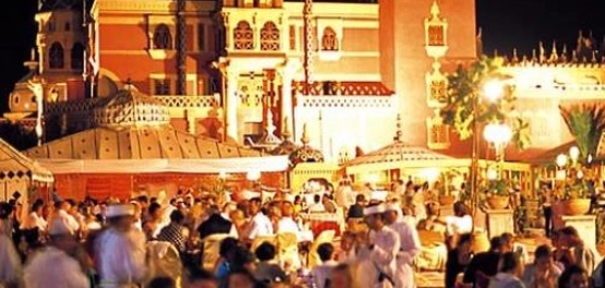 استكشاف روعة مراكش: دليل سياحي شامل