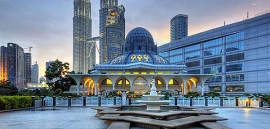 استكشاف كوالالمبور: دليل لأشهر مناطق الجذب السياحي