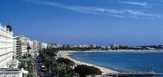 استكشاف مدينة كان الفرنسية: دليل شامل
