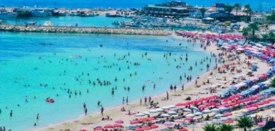 اكتشف قبرص: دليل شامل للسياحة والترفيه