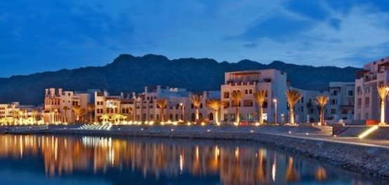 استكشاف سلطنة عمان: دليل السائح