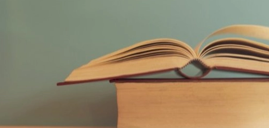 تمييز منهجي الاستنتاج والاستقراء مع توضيح بالأمثلة