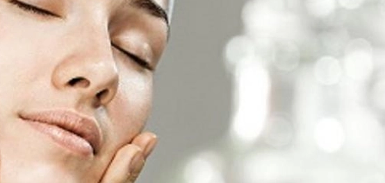 طرق طبيعية لجمال وجهك