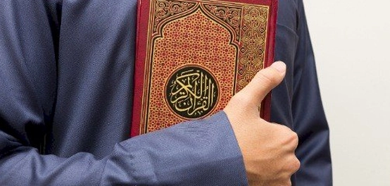 دروس وعِبر من سورة الزخرف
