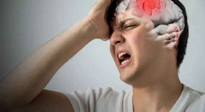ألم العصب الخامس: فهم شامل للأسباب، الأعراض، والعلاج الفعال