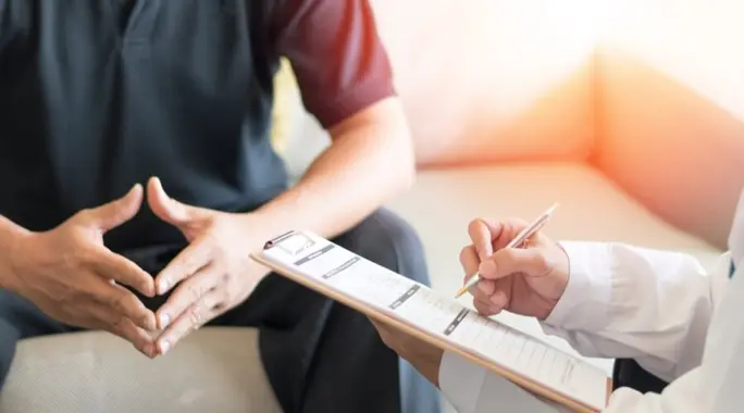 تغيرات القضيب مع العمر: دليلك الشامل لما تتوقعه في كل مرحلة