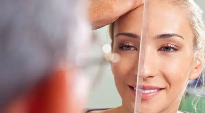 تجميل الأنف للرجال والنساء: هل العملية مختلفة؟ دليلك الشامل للفروقات والنتائج