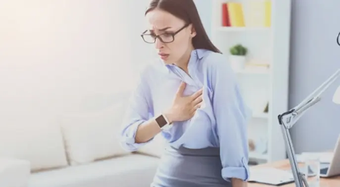 تسارع نبضات القلب: دليل شامل للأسباب، الأعراض، وطرق العلاج الفعالة