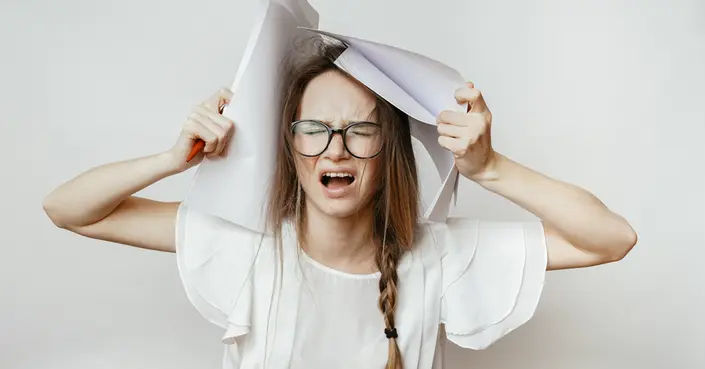 نوبة الذعر: دليل شامل لأعراضها، أسبابها، وأساليب التحكم الفعّالة