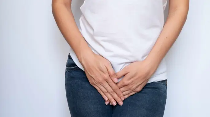 تعرق المهبل: دليل شامل لأسباب التعرق المفرط، الأعراض، وطرق العلاج والوقاية الفعالة