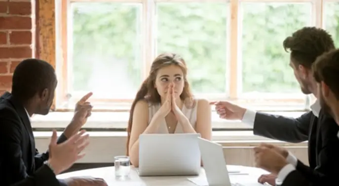 التمييز وأثره العميق على صحتك: دليل شامل للمخاطر والوقاية