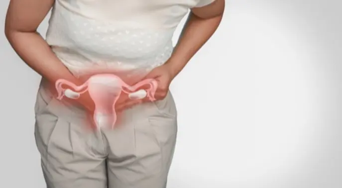 التهاب عنق الرحم: دليلك الشامل لأسبابه، أعراضه، وطرق علاجه الفعالة
