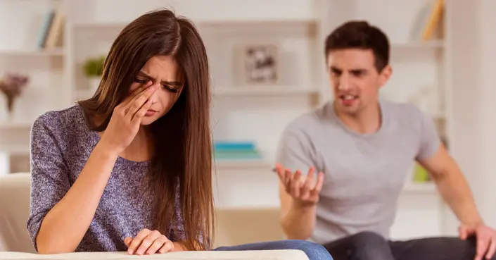 المواقف الحرجة خلال العلاقة الجنسية: دليلك لتجربة حميمة مريحة وخالية من الإحراج