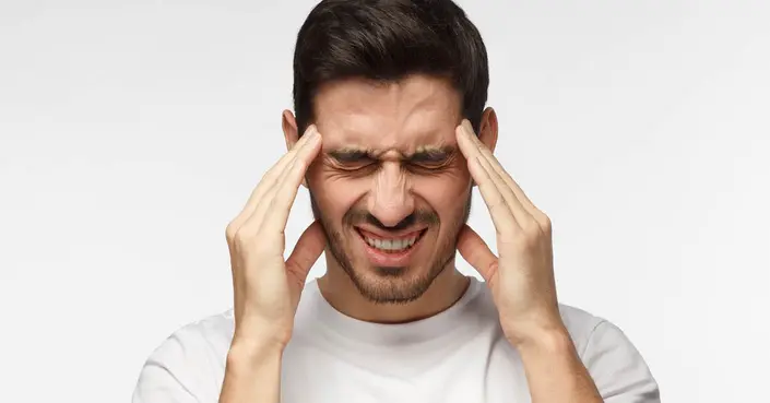 صداع الرعد: دليل شامل للأعراض، الأسباب، والعلاج الفوري