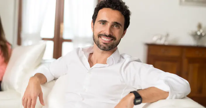 دليلك الشامل: الصحة الجنسية للرجل بعد الأربعين – حقائق ونصائح لتعزيزها