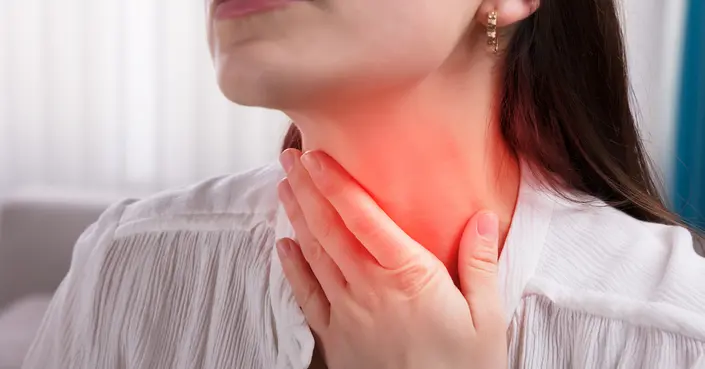 التهاب الغدد اللعابية: الأعراض، الأسباب، والعلاج الفعال