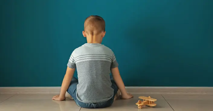 اكتشف الحقيقة: خرافات حول مرض التوحد يجب أن تتوقف عن تصديقها