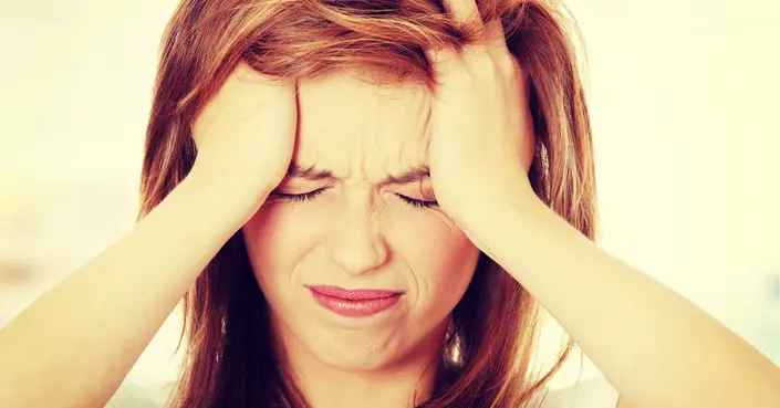 الصداع المتكرر: دليلك الشامل لأسبابه وعلاجه الفعال