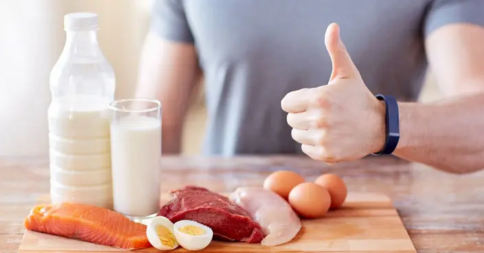 أسباب نقص البروتين في الجسم: دليلك الشامل لزيادته وصحة أفضل