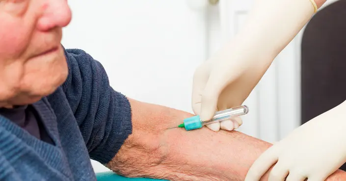 أضرار ممّيعات الدم: دليل شامل للمخاطر، الآثار الجانبية والوقاية