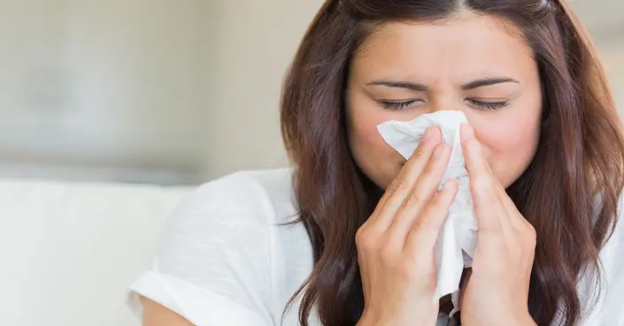 المخاط الأصفر: دليلك الشامل لفهم دلالاته وأسبابه وعلاجه