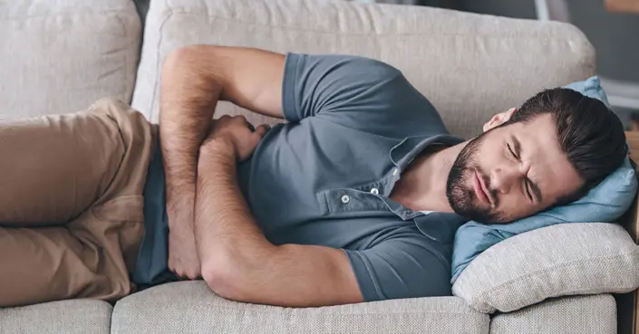 10 أسباب شائعة للإسهال عند الكبار: دليلك الشامل للوقاية والعلاج