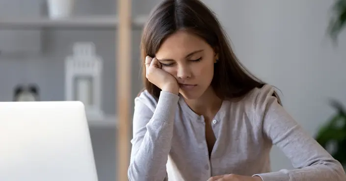 التغفيق: دليل شامل لفهم أعراضه وأسبابه وطرق التعايش معه