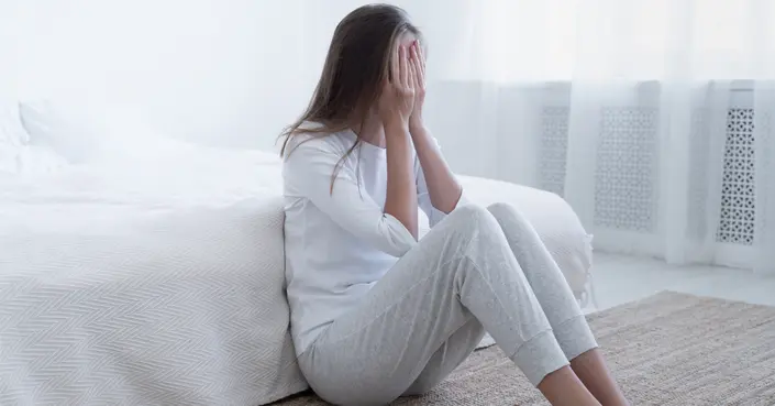 فشل المبيض المبكر: دليلك الشامل لأسباب، أعراض، وخيارات العلاج