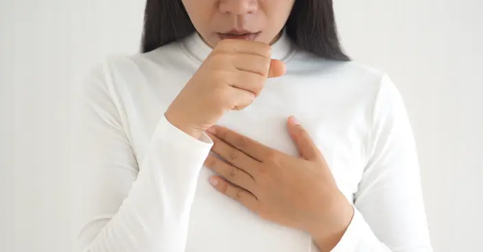 أعراض الانسداد الرئوي: دليلك الكامل لعلامات داء الرئة المزمن (COPD)