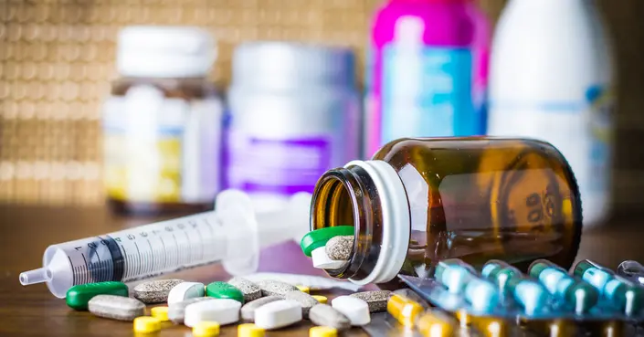 كيف يتم علاج الدرن الخامل؟ دليل شامل للبروتوكولات الدوائية والنصائح الأساسية