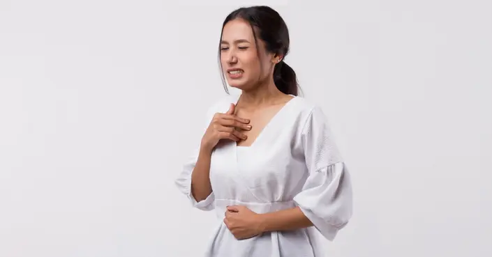 ارتجاع المريء الصامت: دليلك الشامل لمرض الارتجاع الحنجري البلعومي