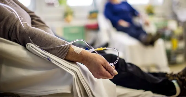 بعد الكيماوي: متى تعود مناعتك لوضعها الطبيعي وكيف تقويها؟