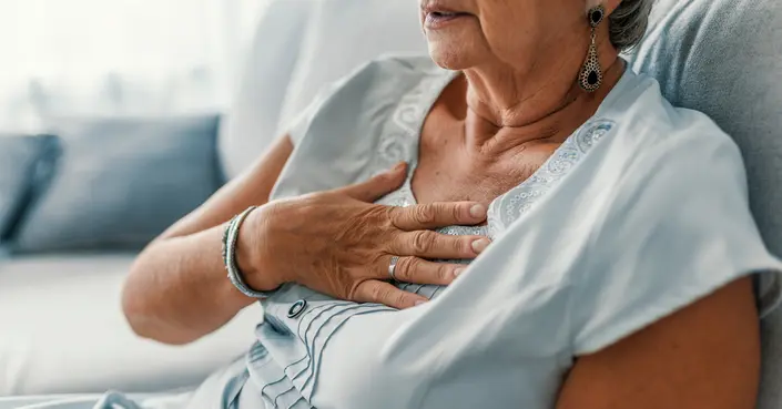أعراض قصور القلب عند النساء: علامات تحذيرية عليكِ معرفتها لحماية قلبك