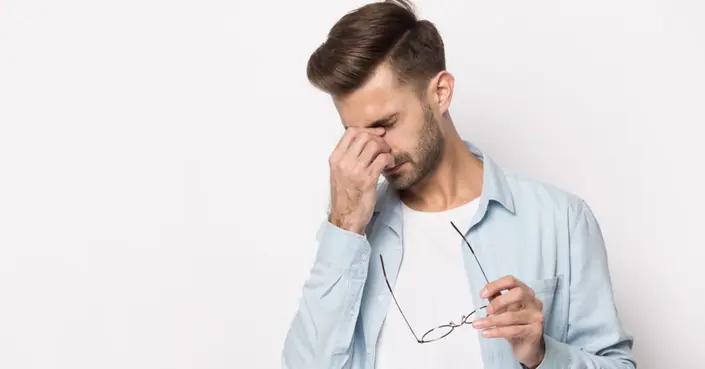 متى تكون الدوخة خطيرة حقًا؟ علامات تحذيرية لا تتجاهلها!