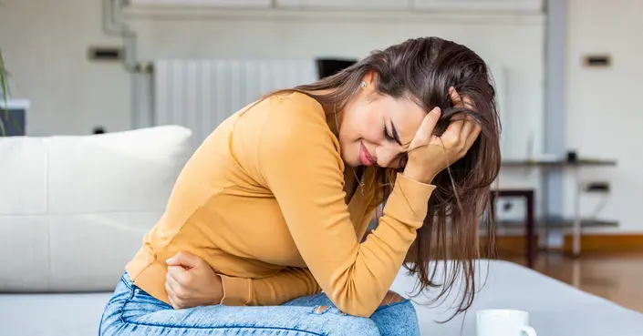هل من الطبيعي عدم التبرز لمدة أسبوع؟ الإجابة الكاملة وما يجب فعله