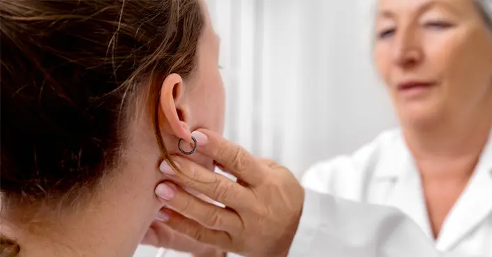 متى يزول انتفاخ الغدد اللمفاوية؟ دليل شامل للأسباب والعلاج