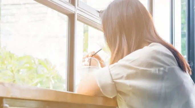 أعراض نقص فيتامين ب النفسية: اكتشف تأثيره على مزاجك وصحتك العقلية