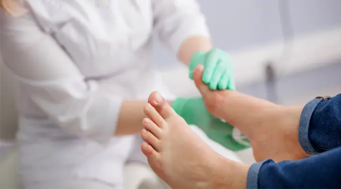 بتر القدم السكري: دليلك الشامل للحماية، الوقاية، والرعاية