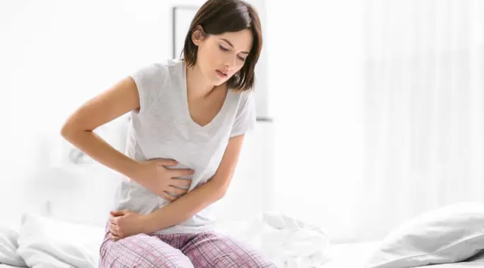 ودّع انتفاخ البطن بعد عملية الزائدة: دليل شامل للتعافي السريع