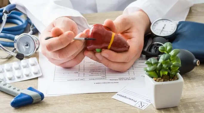 علاج سرطان الكبد المتقدم: استكشاف أحدث الخيارات العلاجية والدوائية