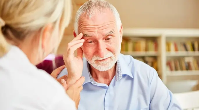 الزهايمر: هل هو مرض قاتل حقًا؟ فهم شامل لتأثيره ومضاعفاته