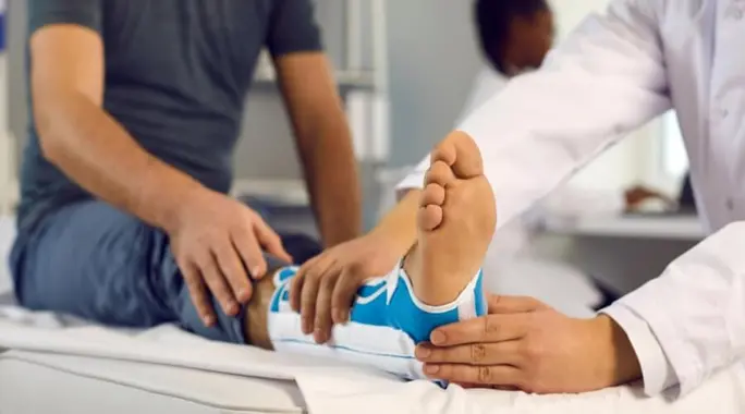 دليل شامل لـ مدة التئام عظام الكاحل: نصائح أساسية لشفاء أسرع واستعادة الحركة