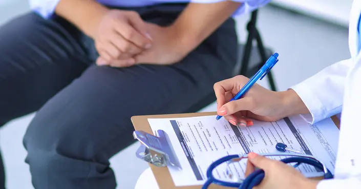 هل يمكن الشفاء التام من فيروس HPV للرجال؟ دليلك الشامل للإجابة والعلاج