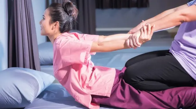اكتشف فوائد المساج التايلندي للجسم: دليل شامل للراحة والعافية