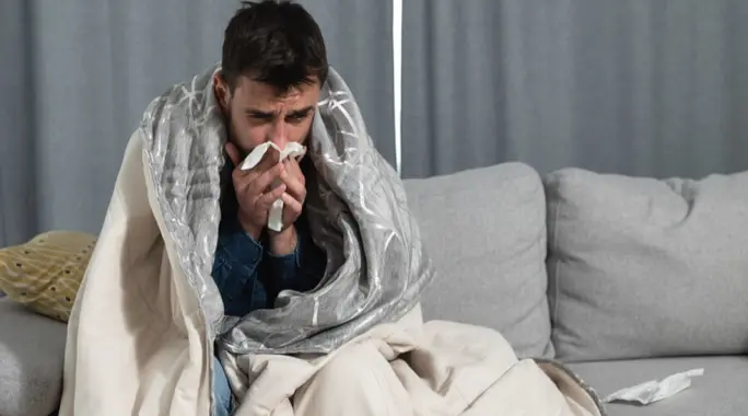 الفرق بين الزكام والإنفلونزا: دليل شامل للأعراض، الأسباب والوقاية