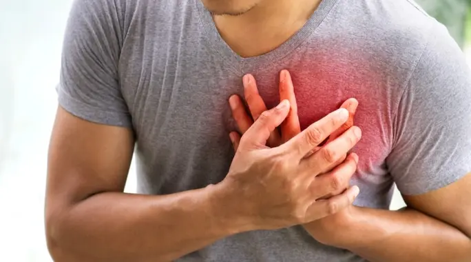 نقص تروية القلب: دليلك الشامل للأسباب، الأعراض، وخيارات العلاج