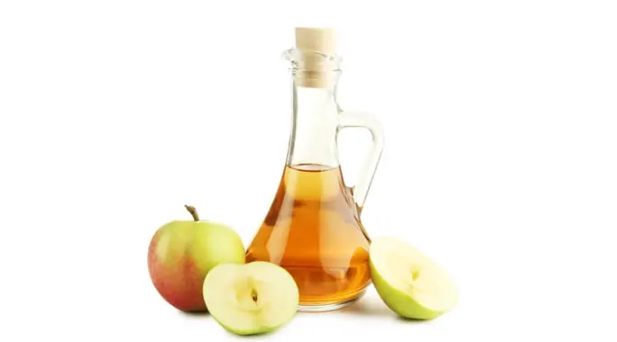 خل التفاح لعلاج الدوالي: هل هو فعّال حقًا؟ كشف الحقائق!