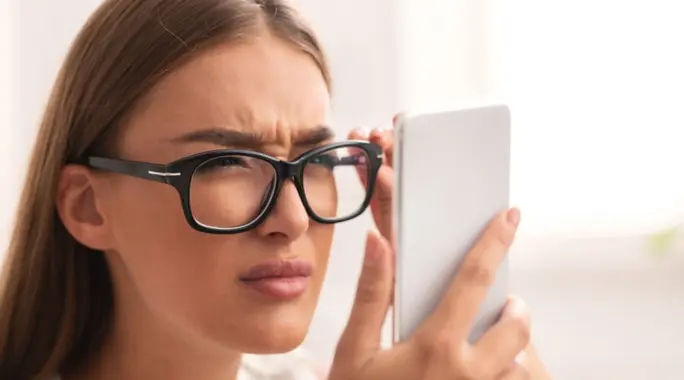 هل قصر النظر يسبب العمى؟ الحقيقة الكاملة ومخاطر ضعف البصر