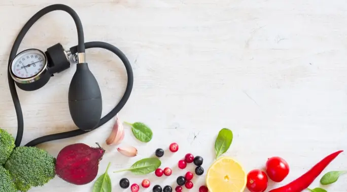علاج ارتفاع الضغط المفاجئ بالمنزل: دليلك الشامل لخفضه بأمان